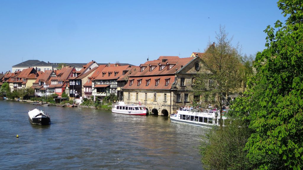 Bamberg - Welterbestätte -Blick von Untere Brücke auf Klein Venedig