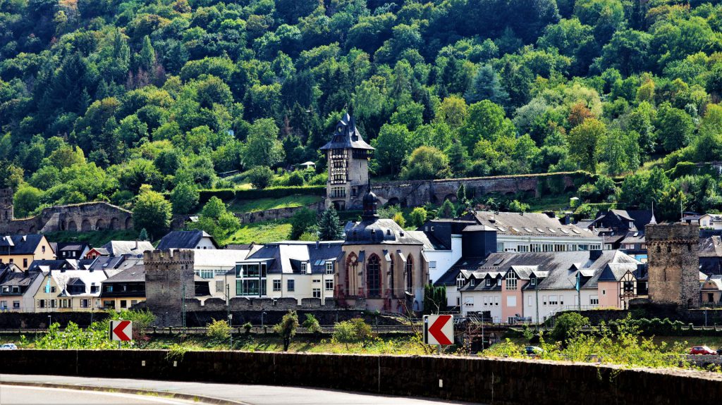 Ansicht Oberwesel vom rechten Rheinufer