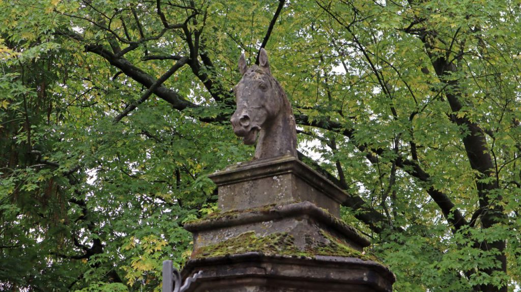 Eingangstor Schloss Wickrath