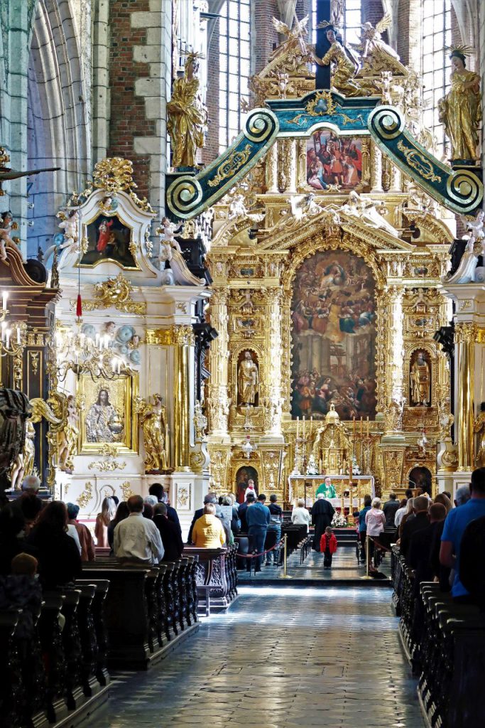 Inneres Fronleichnam Basilika