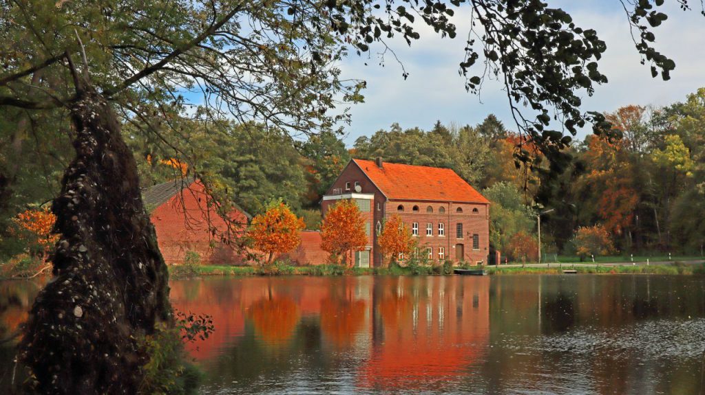 Buschmühle mit Weiher