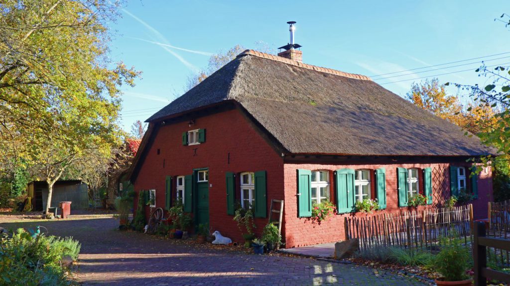 Reetgedecktes Haus in Hombergen