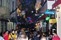 Kneipengasse in der Nähe der Istiklal Caddesi