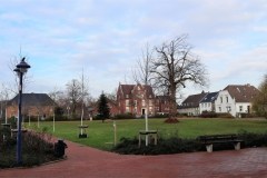 Vor dem Kloster Kamp