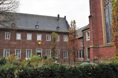 Kloster mit Kräutergarten