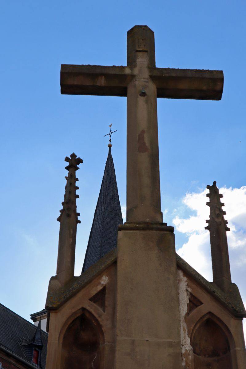 Kirchturmkreuz und Friedhofskreuz Gangelt