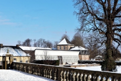 Teehaus, Orangerie und Torhof