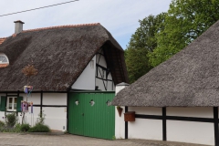 Reetgedecktes Fachwerkhaus