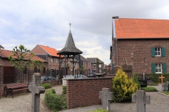 Friedhof und historischer Ortskern Millen