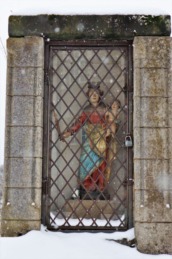 Heiligen Statue auf dem Abteiberg