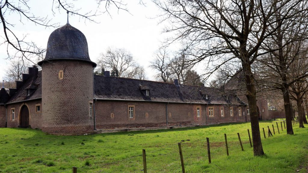 Vorburg Schloss Rimburg