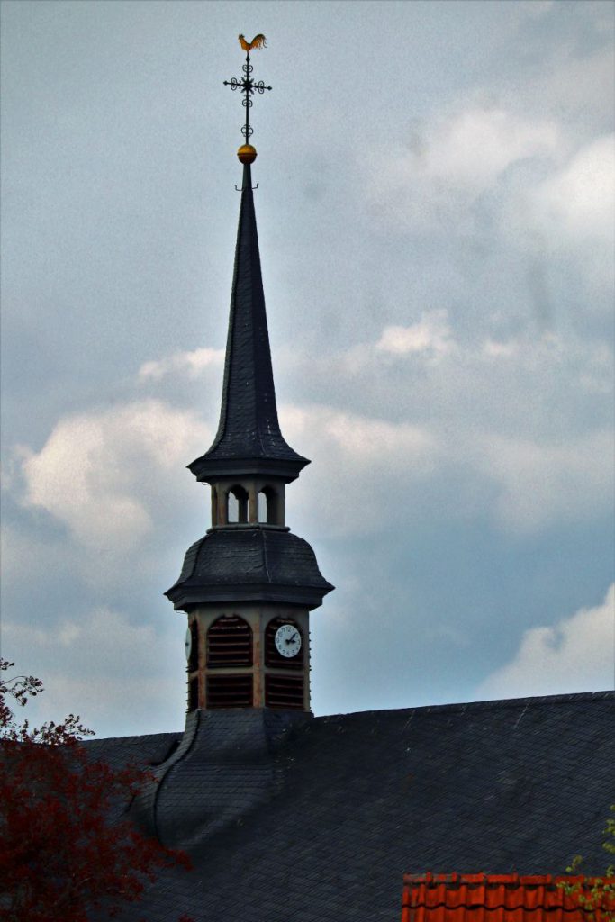 Kirchturm Katholische Pfarrkirche St. Nikolaus