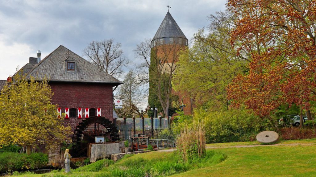 Brüggener Mühle und Burg