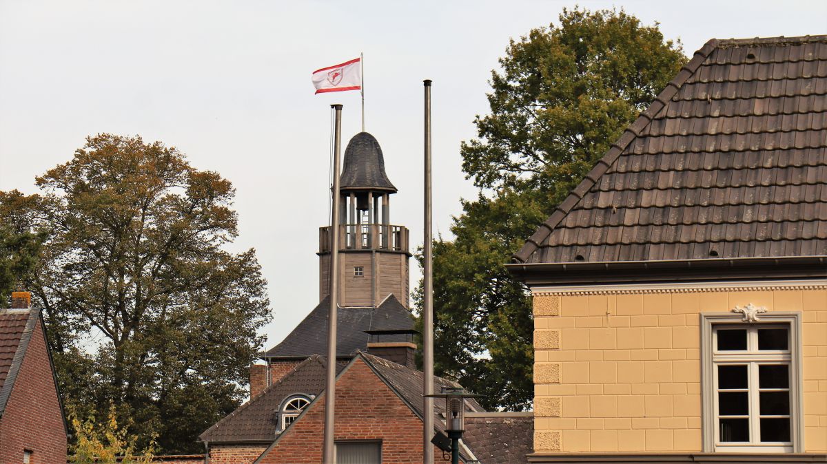 Turm Schloss Hertefeld