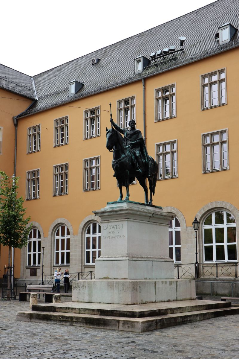 Reiterstatue Ludwig des I. am Domplatz