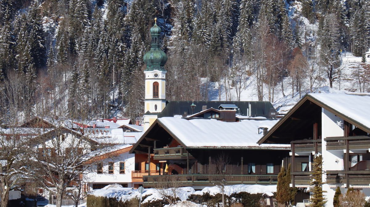 Reit im Winkl mit Pfarrkirche