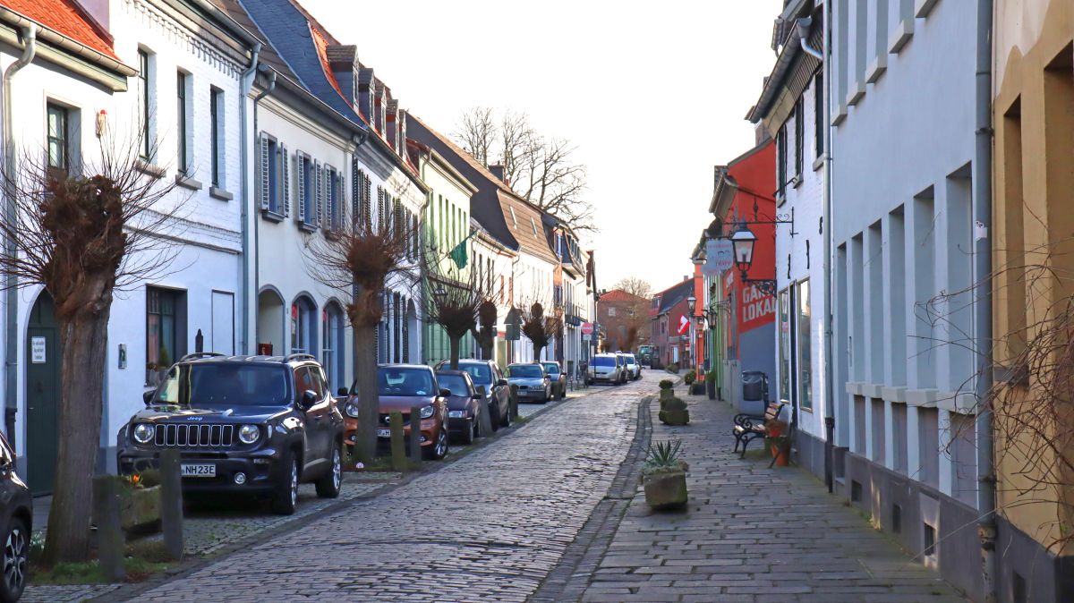 Rheinbaben Straße Linn