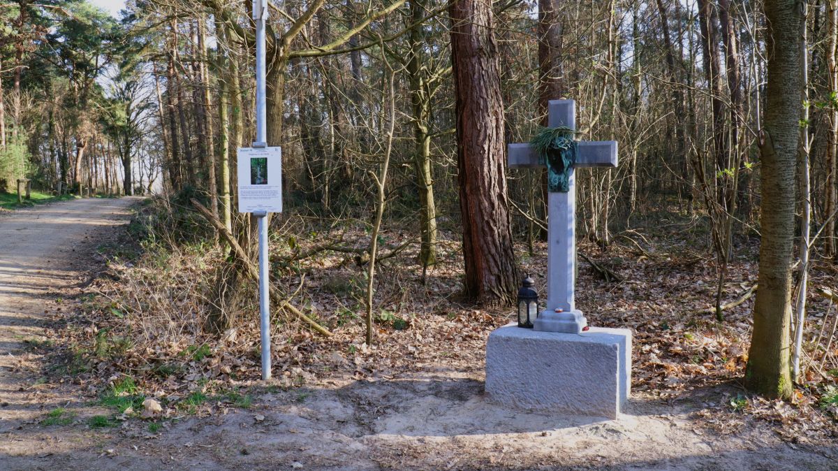 Wegkreuz "In der Heide"