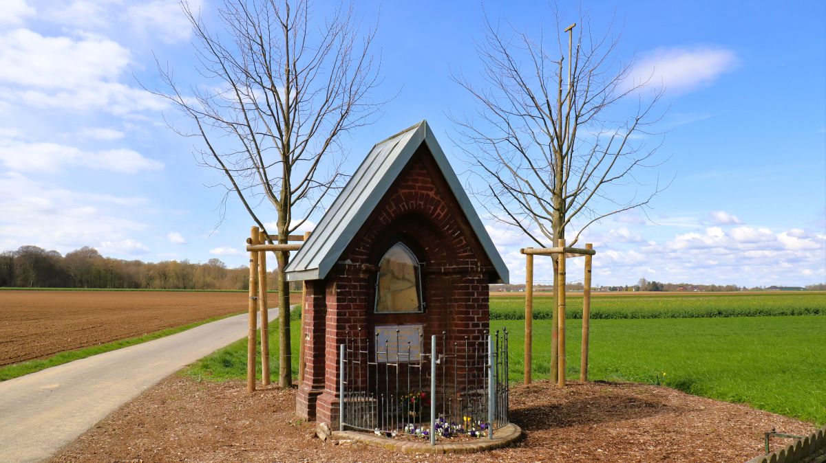 Feldkapelle zwischen Wickrathhahn und Hilderath