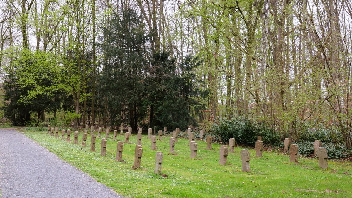 Soldatenfriedhof Wickrath