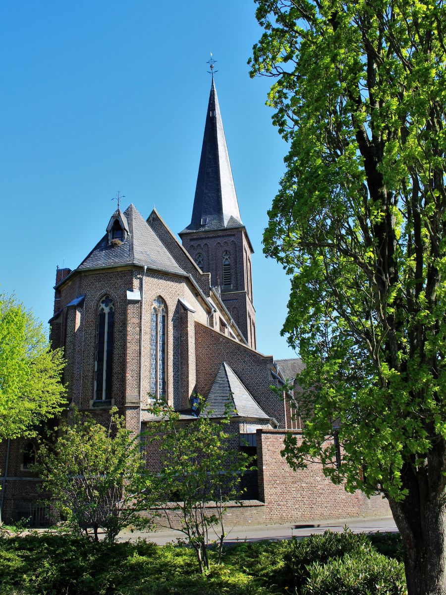 Arsbecker Pfarrkirche St. Adelgundis