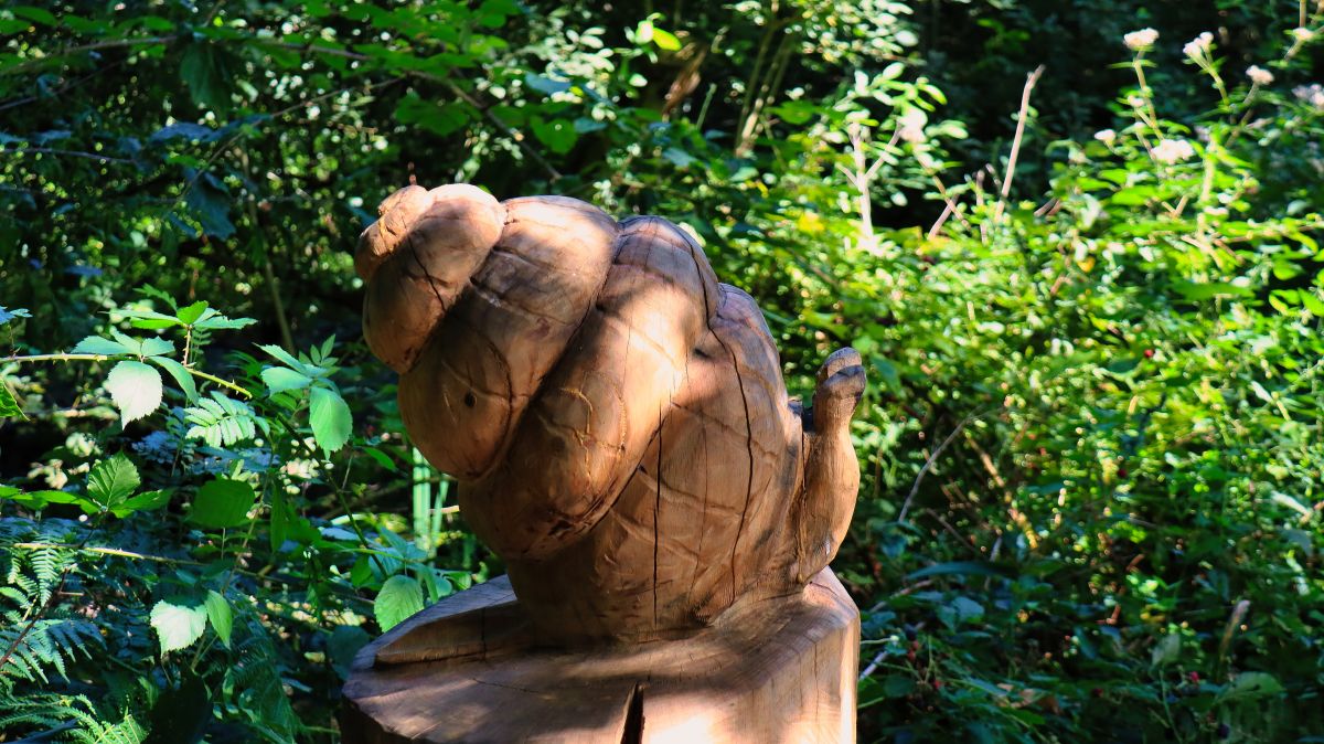 Holzskulptur Schnecke