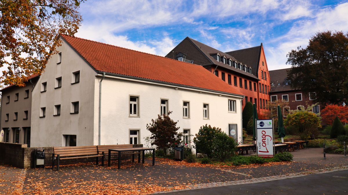 Wegberger Mühle und Rathaus