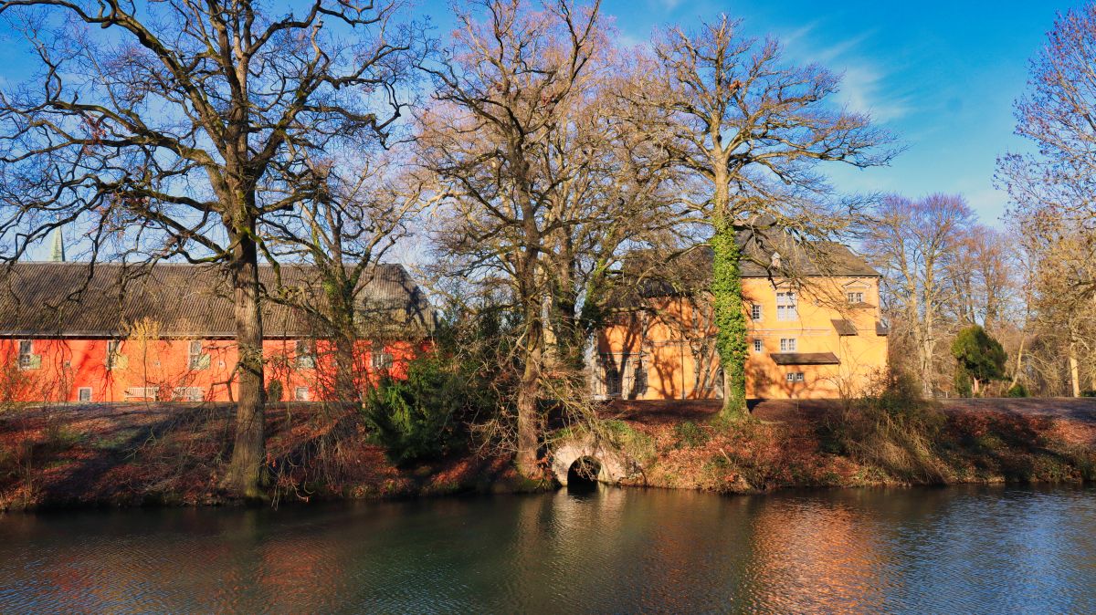 Stallungen und Schloss Rheydt